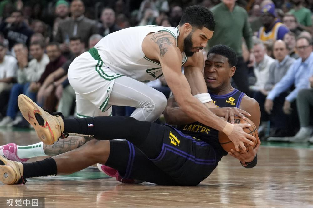 后卫球员 后卫球员